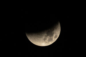 Lunar Eclipse II: 03:30 - partial eclipse